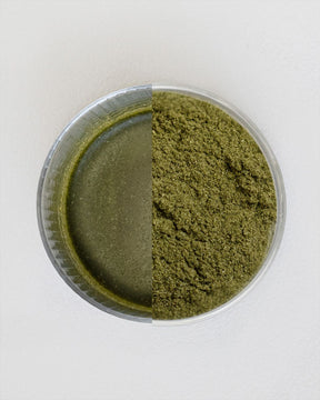 Organic barley grass powder