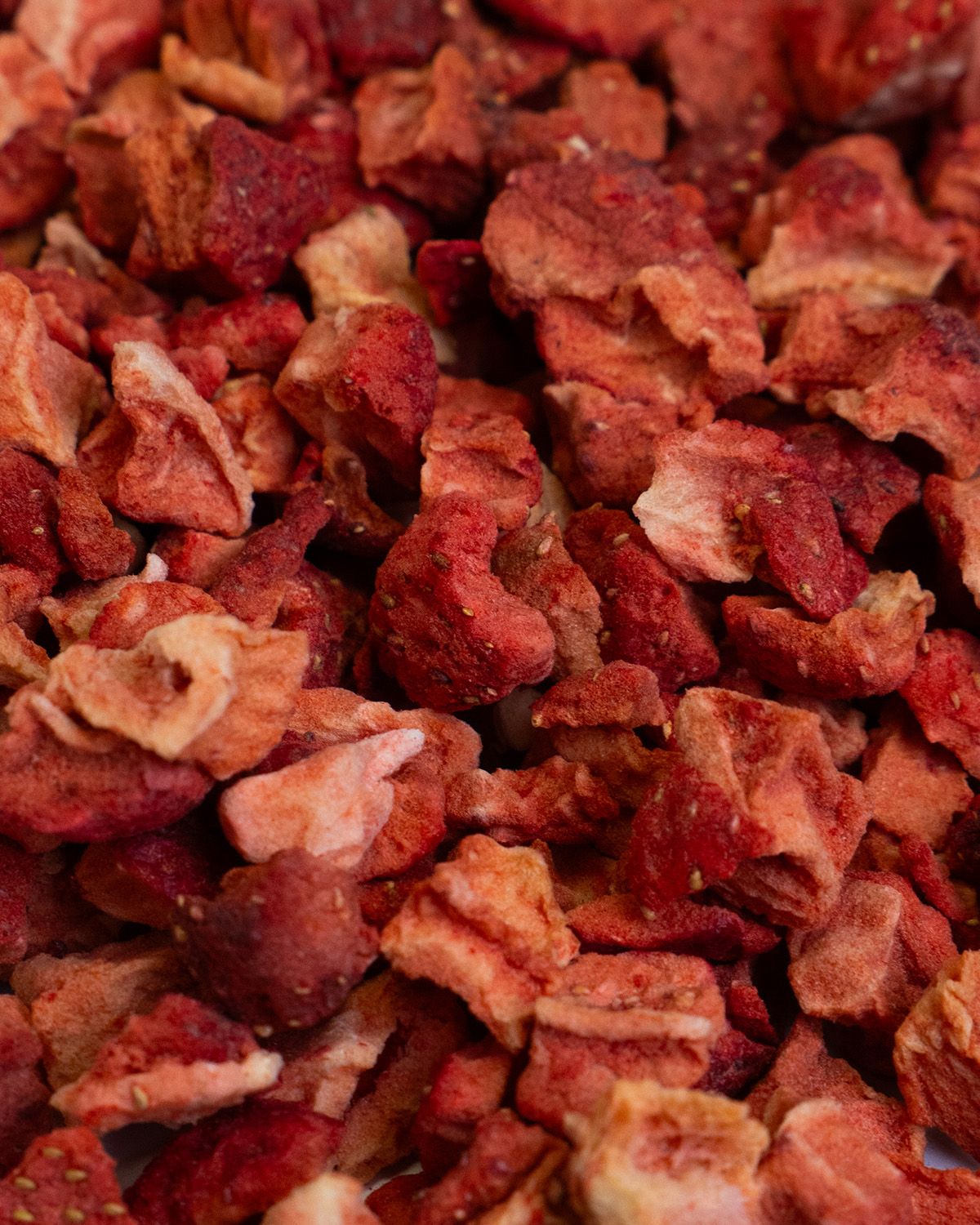 Gefriergetrocknete Erdbeerstücke