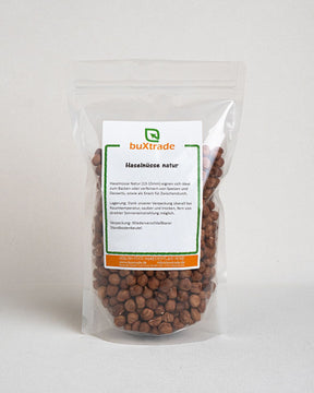 Hazelnuts natural