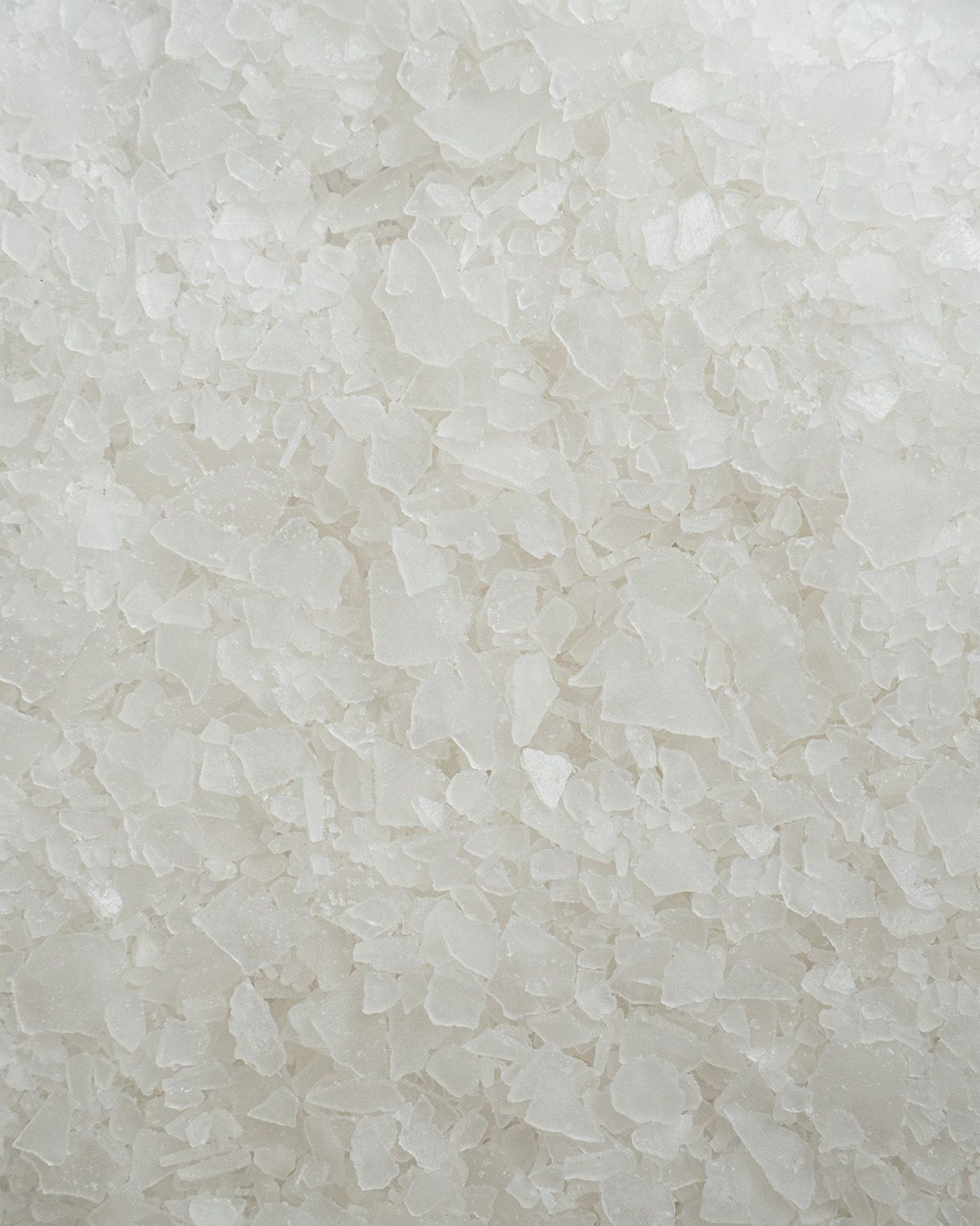 Magnesium chloride flakes