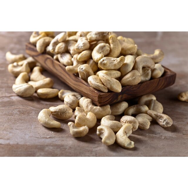 Organic cashew kernels 250g